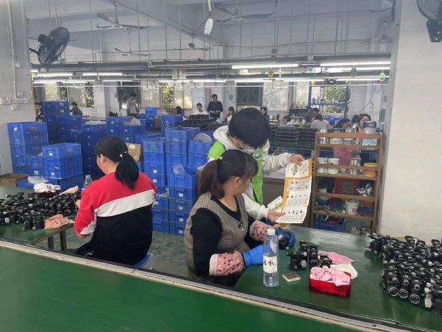 三鄉(xiāng)鎮(zhèn)開展“加強(qiáng)禁毒宣傳， 共創(chuàng)無毒企業(yè)”活動(dòng)照片2.jpg