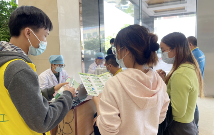 阜沙鎮(zhèn)禁毒信息〔2022〕第246期--【禁毒攻堅(jiān)】“無償獻(xiàn)血 禁毒同行”-阜沙禁毒宣傳進(jìn)廠企 (2