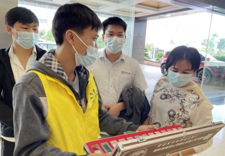 阜沙鎮(zhèn)禁毒信息〔2022〕第246期--【禁毒攻堅(jiān)】“無償獻(xiàn)血 禁毒同行”-阜沙禁毒宣傳進(jìn)廠企 (2